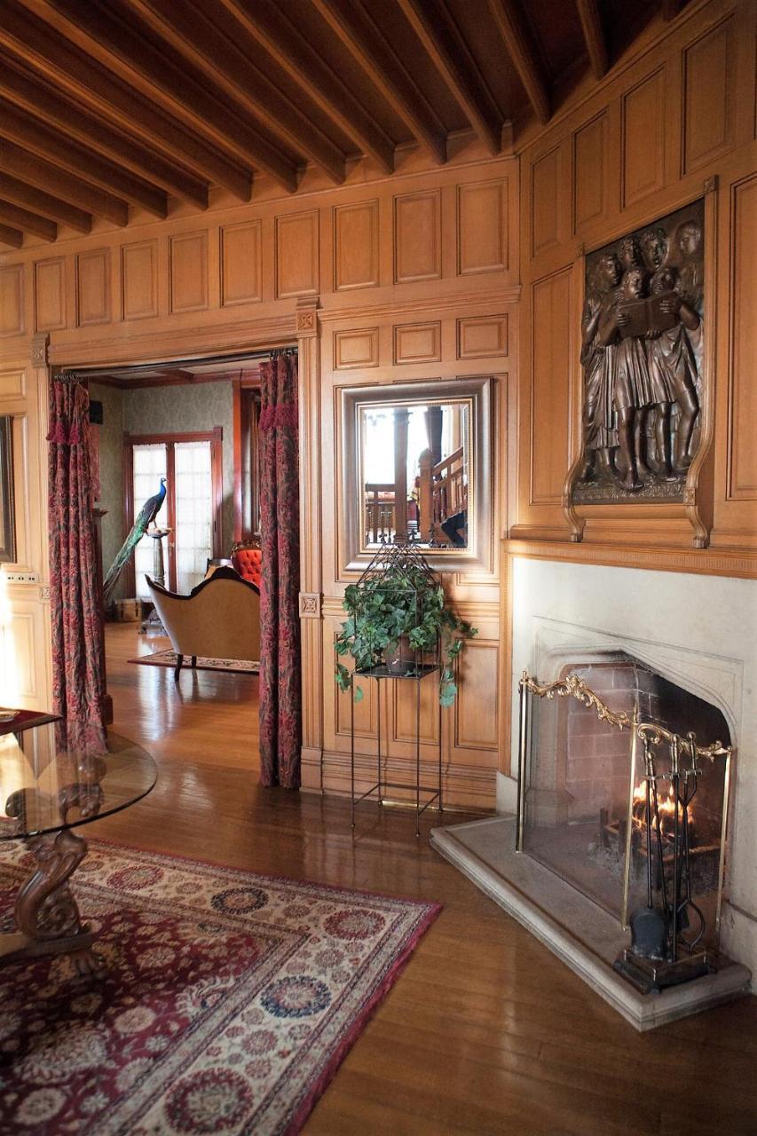 Alexander Mansion Bed & Breakfast Winona Dış mekan fotoğraf